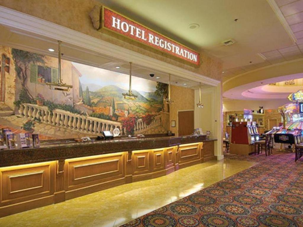 Suncoast Hotel And Casino Las Vegas Extérieur photo